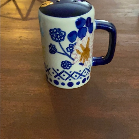 Geometric salt shaker - Picture 4 of 6